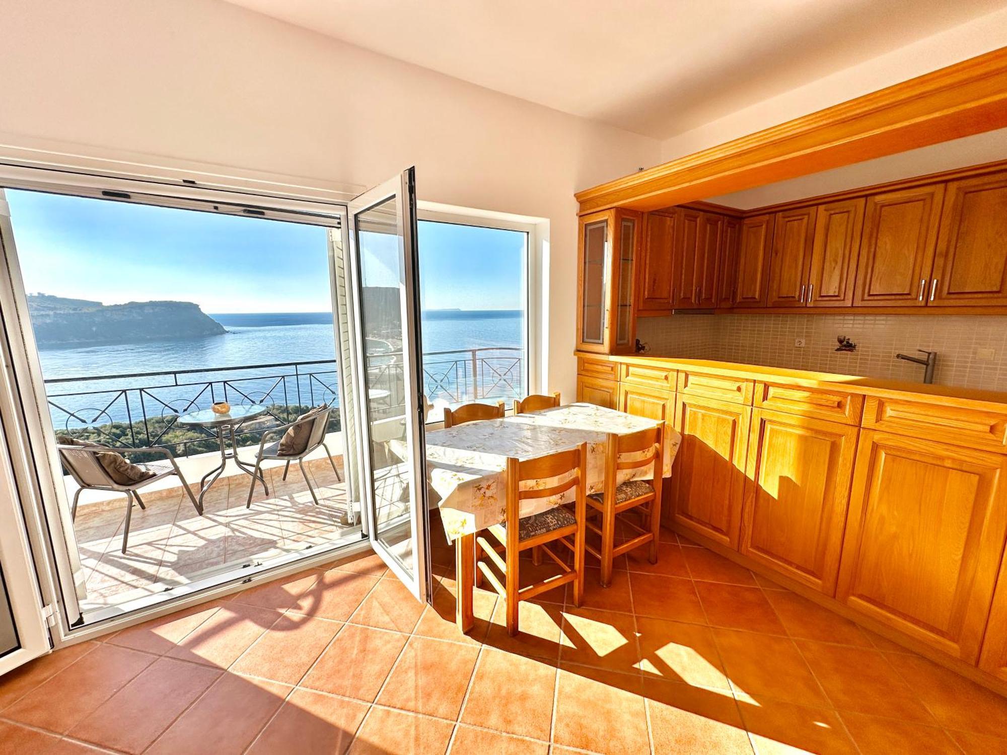 Roumers Himara Exterior photo