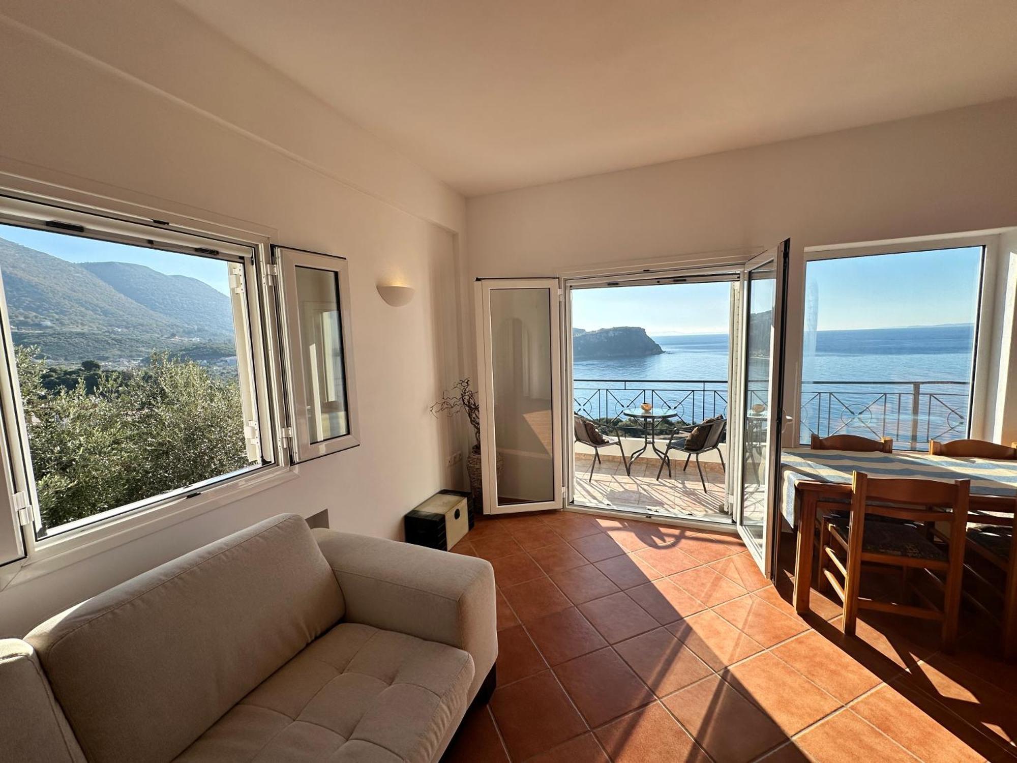 Roumers Himara Exterior photo